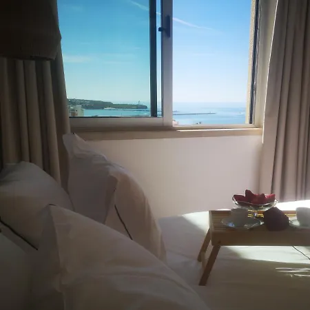 Sea Nest Apartment *